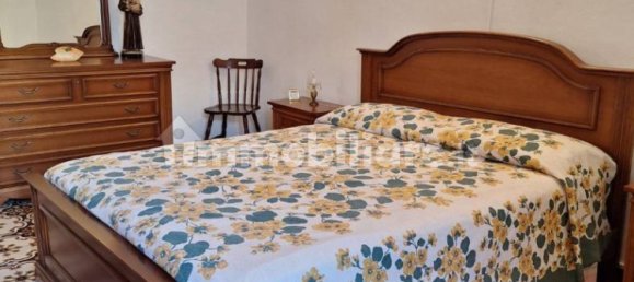 3 Schlafzimmer Haus in Suni, Italy, Nr. 82737 2