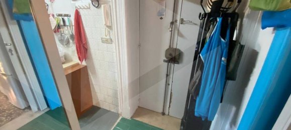 Apartamento de 2 dormitorios en Bari, Italy No. 33840 9