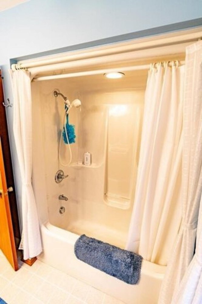 3 bedrooms House in Plymouth, USA No. 413325