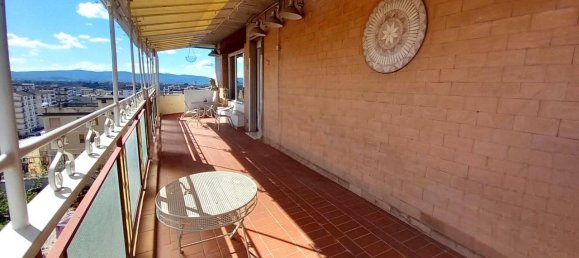 Ático de 8 habitaciónes en Florence, Italy No. 29672 14