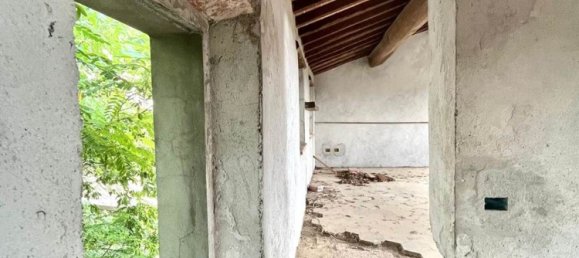 6غرفة منزل في Capannori, Italy رقم 13092 2