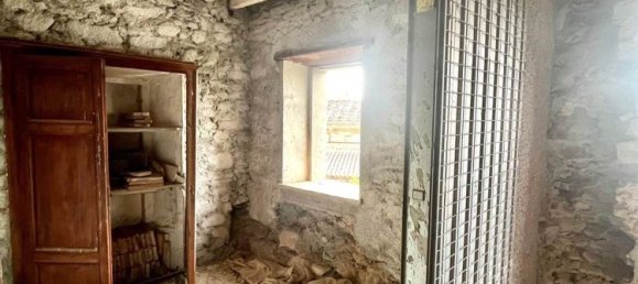 6غرفة منزل في Capannori, Italy رقم 13092 7