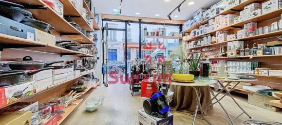 35m² Office in Paris, France No. 179826 5