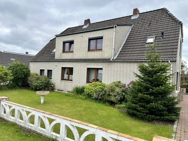 Moradia em banda de 9 divisões em Cuxhaven, Germany N.º 370580