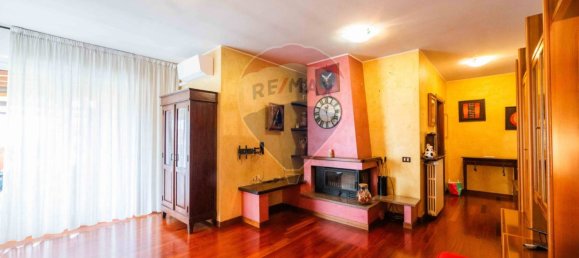 2 chambres Appartement à Grassobbio, Italy No. 379951 4