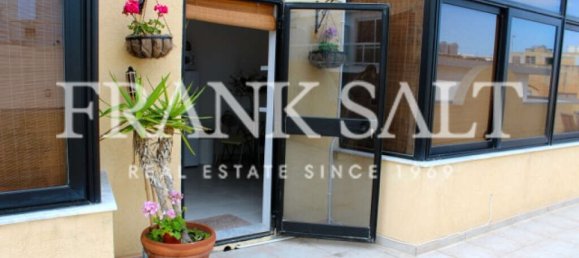 1 chambre Penthouse à Sliema, Malta No. 8599 5