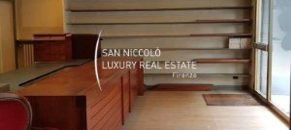 2 rooms Commercial property in Florence, Italy No. 209344 4