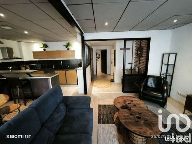 3 bedrooms Apartment in Limoges, France No. 300227