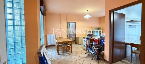 2 bedrooms Apartment in Rozzano, Italy No. 331543 5