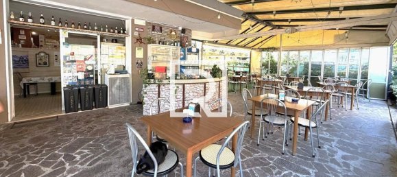 2 rooms Commercial property in Cesenatico, Italy No. 306494 5