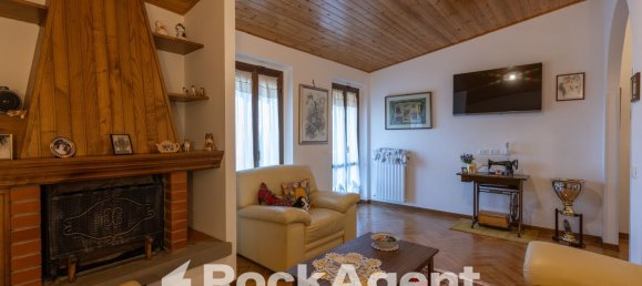 8 rooms Villa in Castel San Niccolò, Italy No. 60769 36