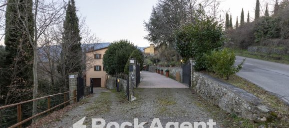 8 rooms Villa in Castel San Niccolò, Italy No. 60769 40