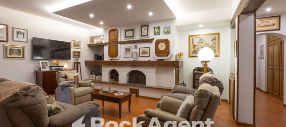 8 rooms Villa in Castel San Niccolò, Italy No. 60769 16