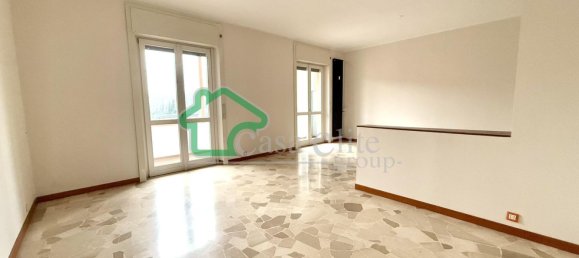 4 rooms Apartment in Lodi, Italy No. 223968 9