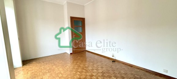 4 rooms Apartment in Lodi, Italy No. 223968 44