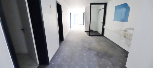 Escritório de 8 divisões em Lippe, Germany N.º 345881 15