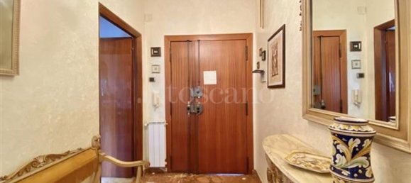 5 bedrooms Apartment in Messina, Italy No. 312720 6