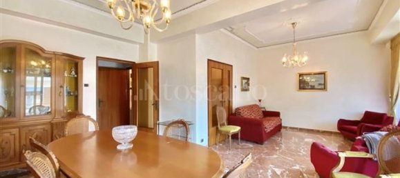 5 bedrooms Apartment in Messina, Italy No. 312720 10