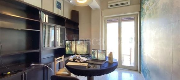 5 bedrooms Apartment in Messina, Italy No. 312720 23