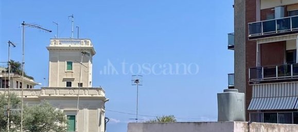 5 bedrooms Apartment in Messina, Italy No. 312720 22