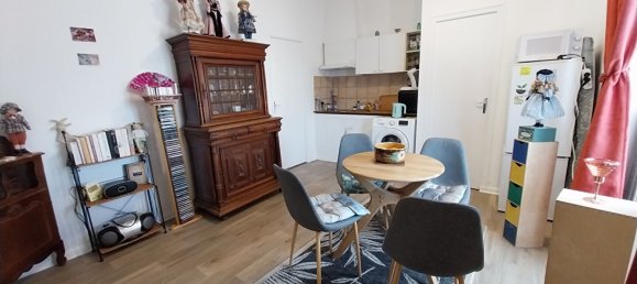 1 bedroom Apartment in Blois, France No. 223232 2