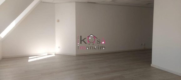 44m² Office in Lisbon, Portugal No. 94131 5