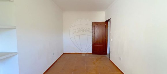 2 bedrooms House in Alenquer, Portugal No. 52234 15