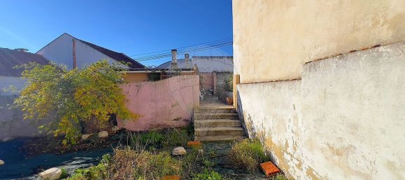 2 bedrooms House in Alenquer, Portugal No. 52234 12