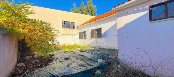 2 bedrooms House in Alenquer, Portugal No. 52234 9