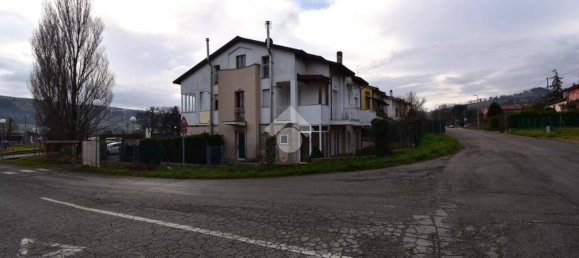 Apartamento de 2 dormitorios en Montescudo Monte Colombo, Italy No. 25472 2