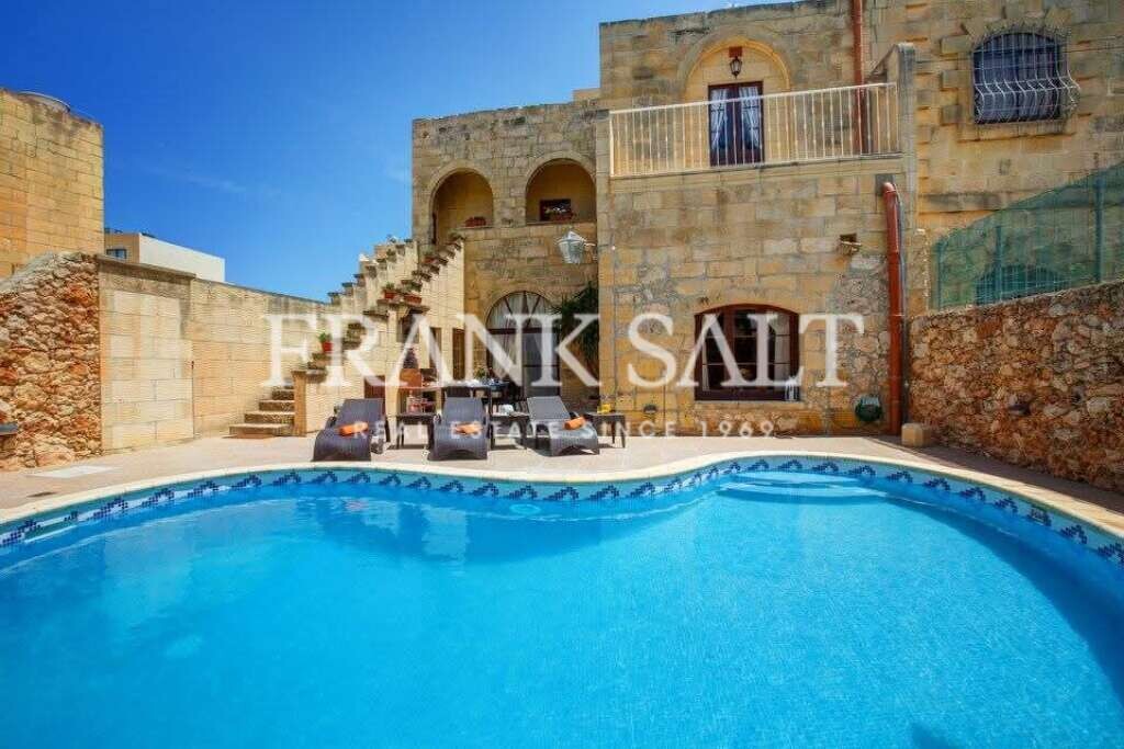 3 غرف نوم مزرعة في Xaghra, Malta رقم 6149