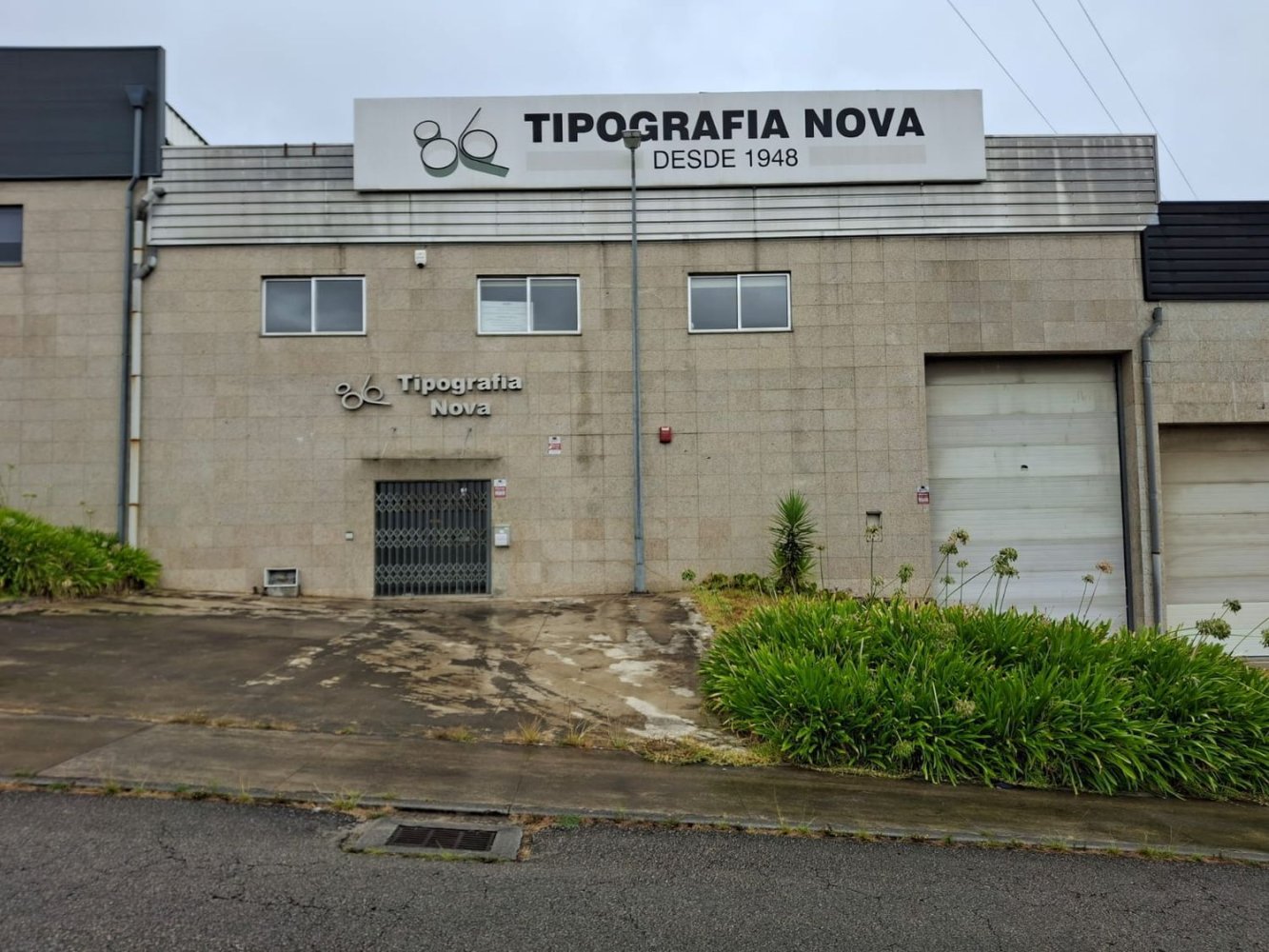 1070m² Warehouse in Santo Tirso, Portugal No. 311927