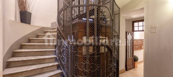 Apartamento T3 em Rome, Italy N.º 221845 37