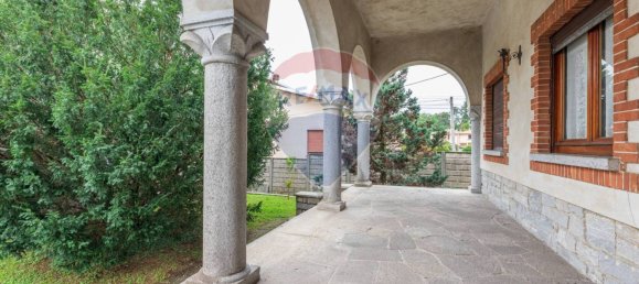 5 bedrooms Villa in Jerago con Orago, Italy No. 342011 6