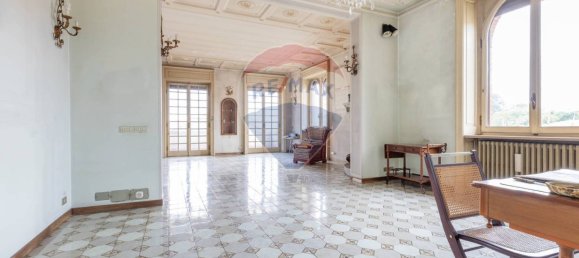 5 bedrooms Villa in Jerago con Orago, Italy No. 342011 13