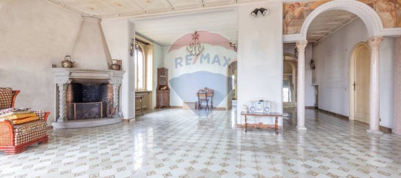 5 bedrooms Villa in Jerago con Orago, Italy No. 342011 2