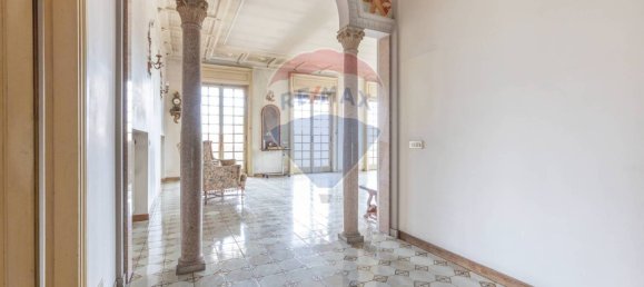 5 bedrooms Villa in Jerago con Orago, Italy No. 342011 10