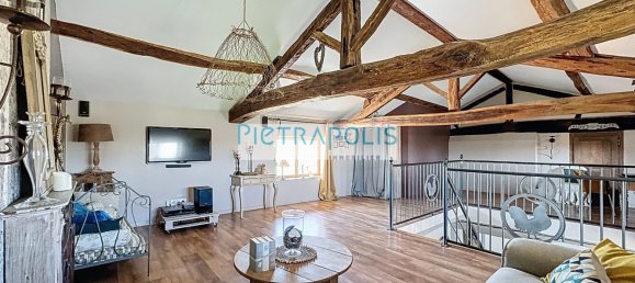 3 bedrooms House in Chatillon-sur-Chalaronne, France No. 196507 24