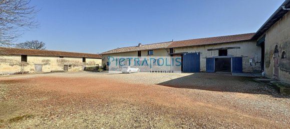 3 bedrooms House in Chatillon-sur-Chalaronne, France No. 196507 27