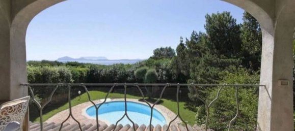 8 bedrooms Villa in Arzachena, Italy No. 261848 2