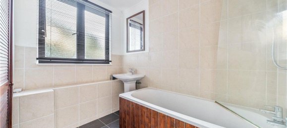 2 bedrooms Maisonette in Isleworth, United Kingdom No. 8542 9