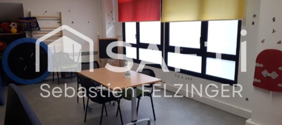 6 rooms Commercial property in Laon, France No. 86070 4