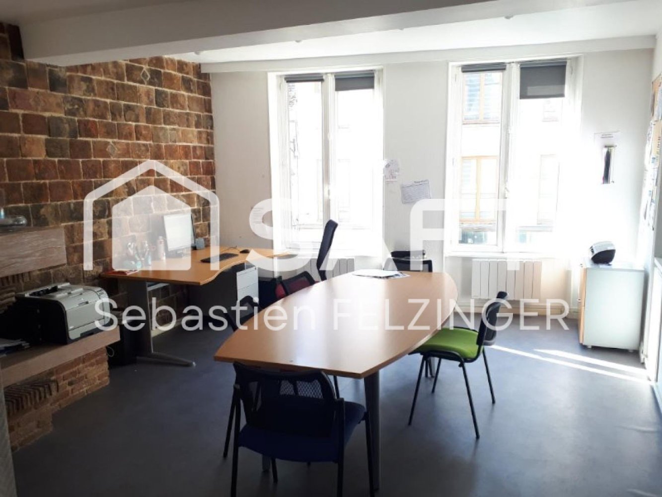 6 rooms Commercial property in Laon, France No. 86070