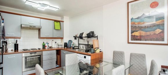 1 bedroom Apartment in Watford, United Kingdom No. 6143 3