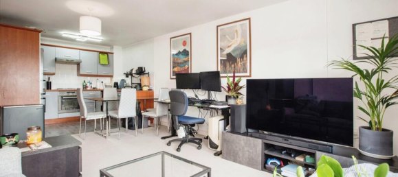 1 bedroom Apartment in Watford, United Kingdom No. 6143 16