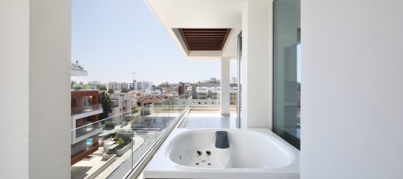 Квартира с 3 спальнями в Лимассол, Кипр № 9932 5