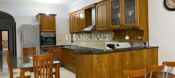 Apartamento de 3 dormitorios en Victoria, Malta No. 5467 4