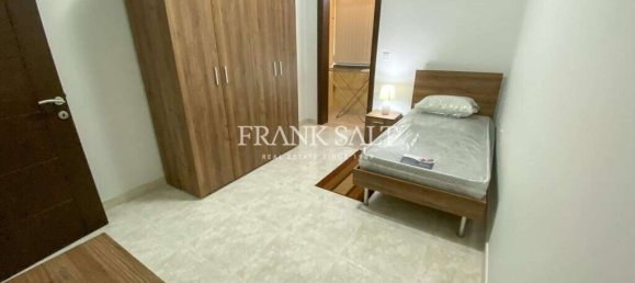 Apartamento de 3 dormitorios en Victoria, Malta No. 5467 6