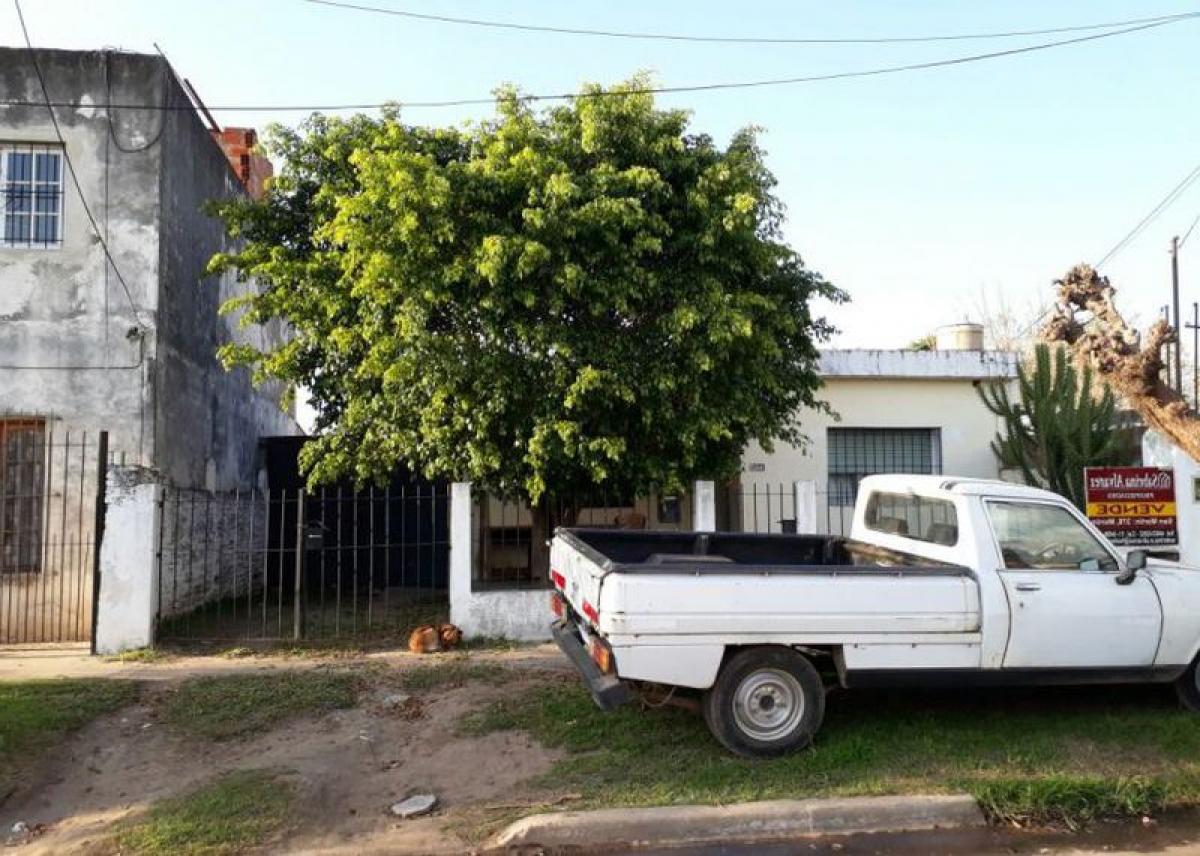 2 غرف نوم منزل في San Miguel, Argentina رقم 100846