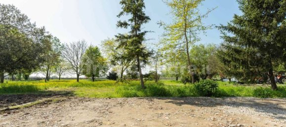 5 rooms House in Correggio, Italy No. 169916 3